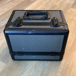 Rare M.A.C. Vintage Makeup Case